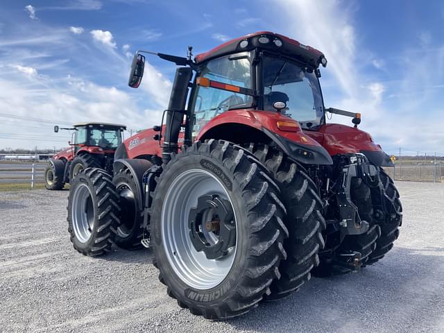 Image of Case IH Magnum 340 equipment image 4