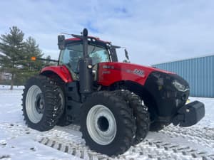 2024 Case IH Magnum 340 Image