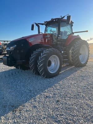 2024 Case IH Magnum 340 Image