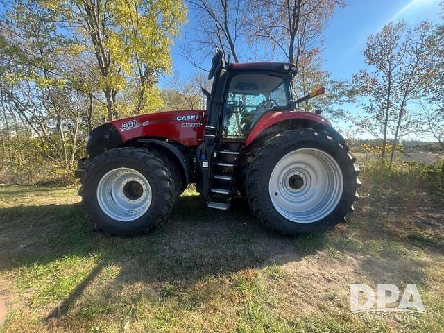 Image of Case IH Magnum 340 equipment image 4