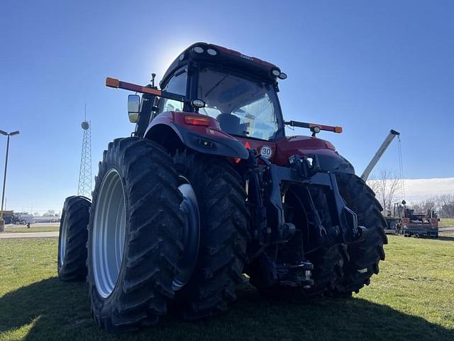 Image of Case IH Magnum 380 equipment image 4