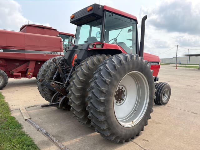 Image of Case IH 7130 equipment image 3