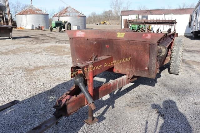 Image of Case IH 550 equipment image 4