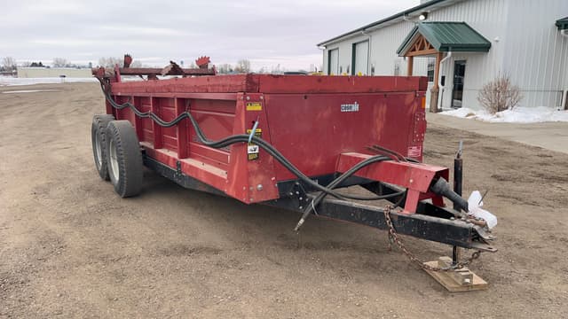 Image of Case IH 595 equipment image 1