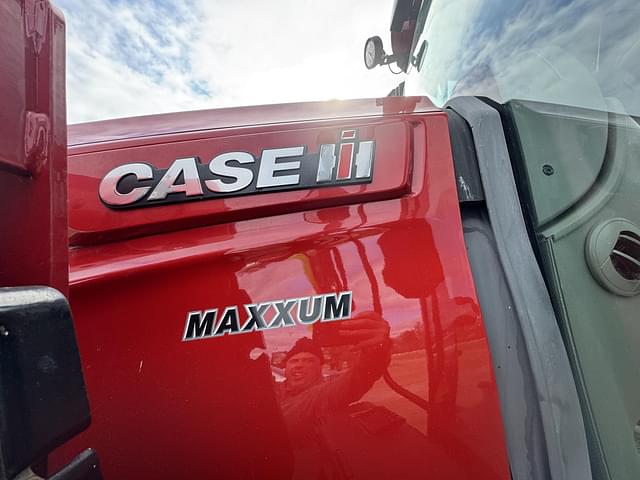 Image of Case IH Maxxum 125 equipment image 3