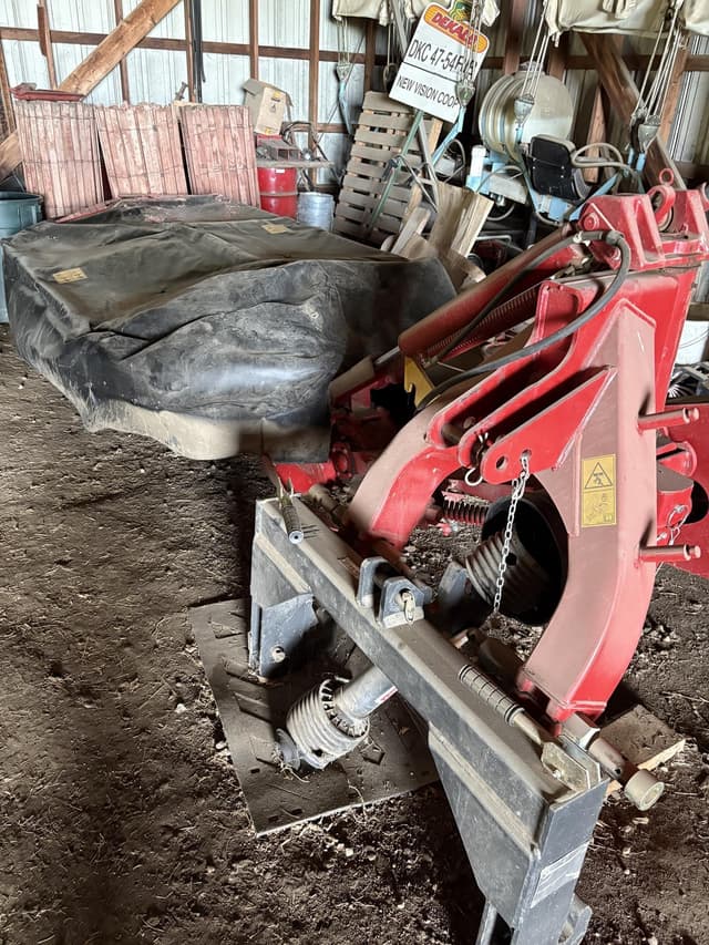 Image of Case IH MD83 equipment image 3