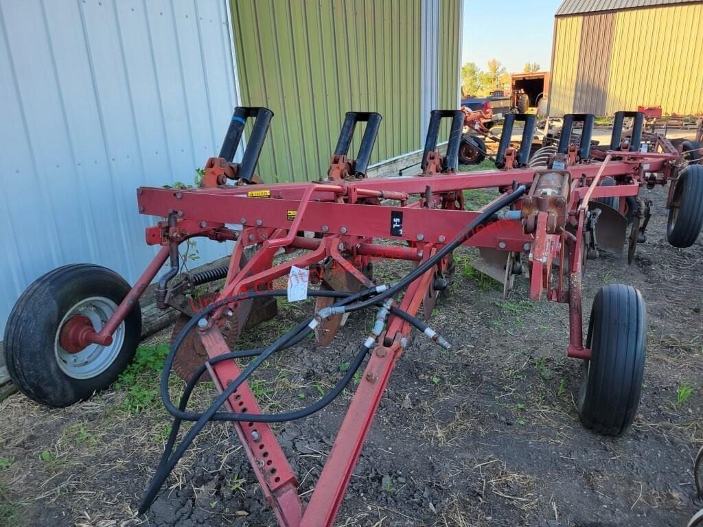 Image of Case IH 770 Primary image