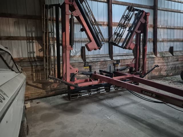 Image of Case IH Crumbler equipment image 2