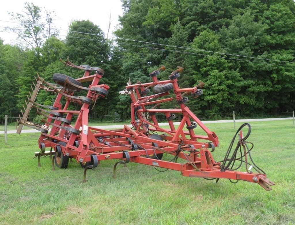 Image of Case IH 4800 Primary image