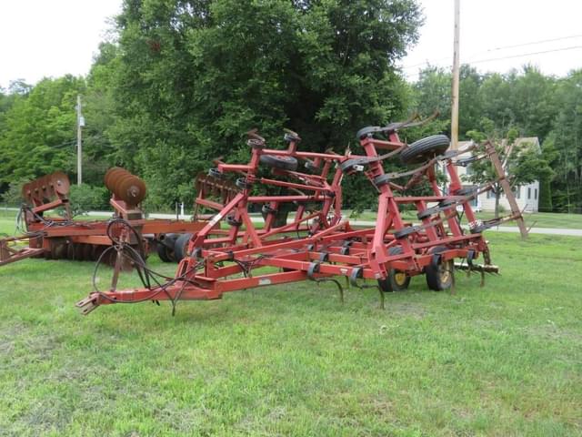 Image of Case IH 4800 equipment image 3