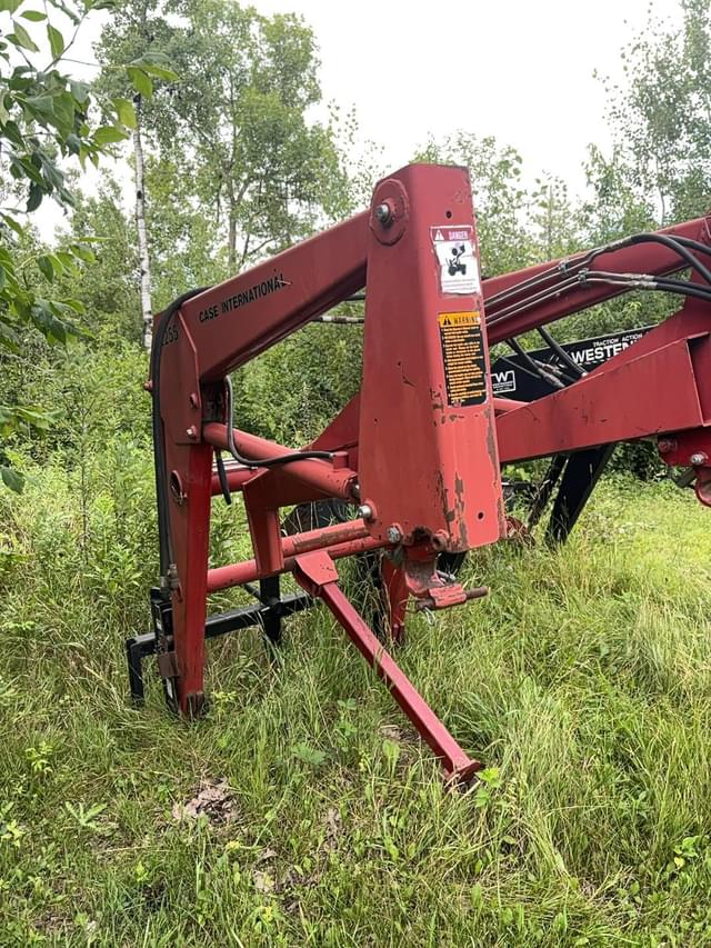 Image of Case IH 2255 equipment image 2