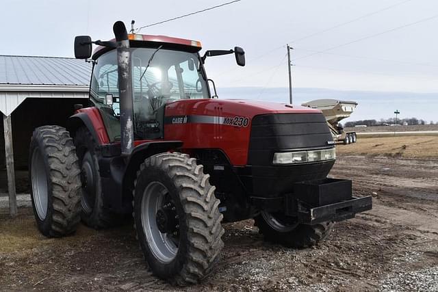 Image of Case IH MX230 equipment image 3