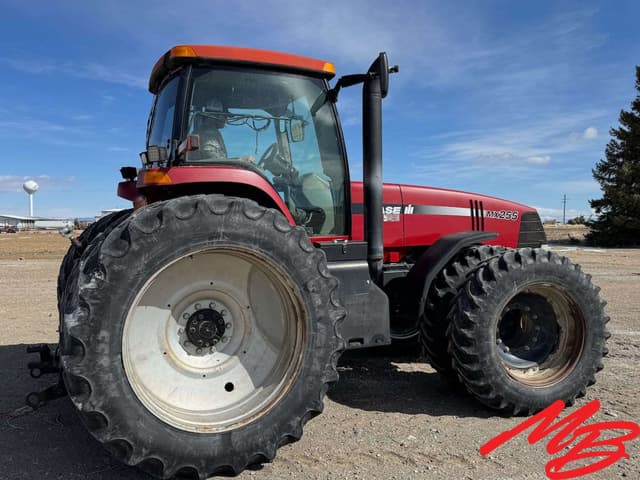 Image of Case IH MX255 equipment image 4