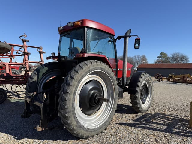 Image of Case IH MX120 equipment image 4