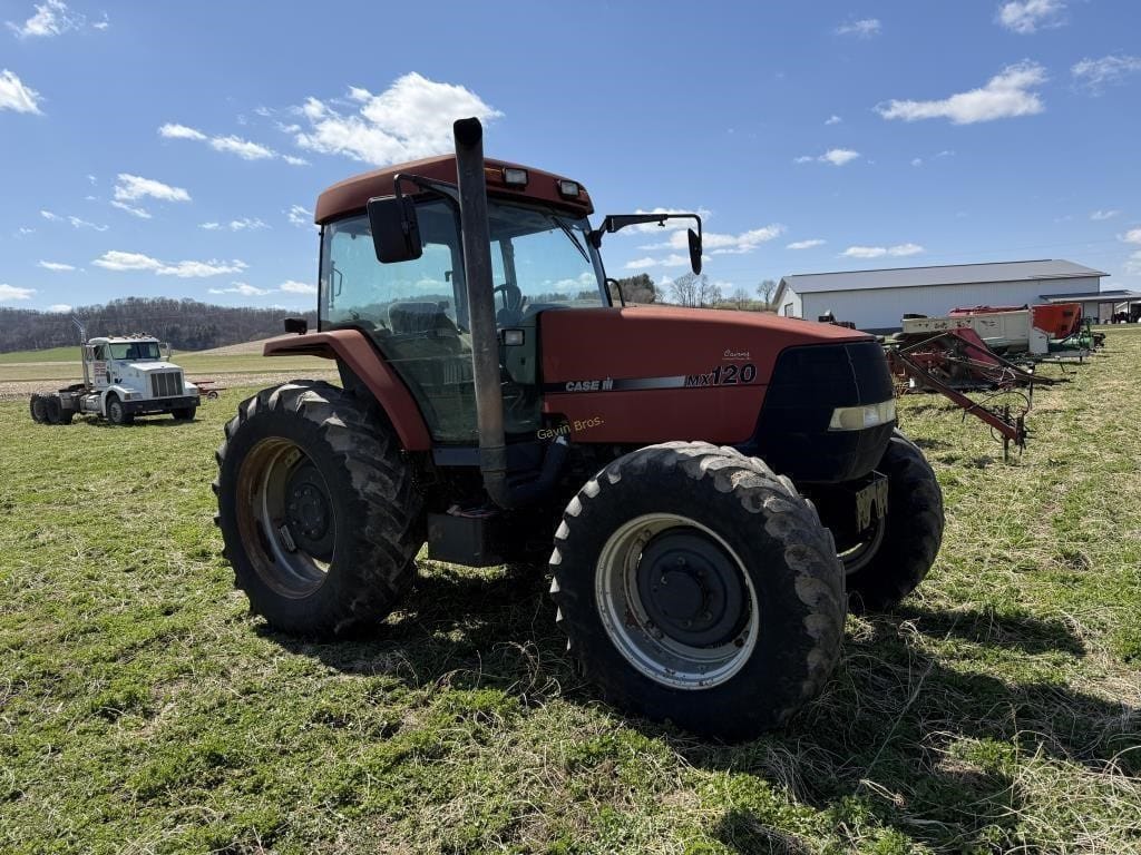 Case IH MX120 Equipment Image0