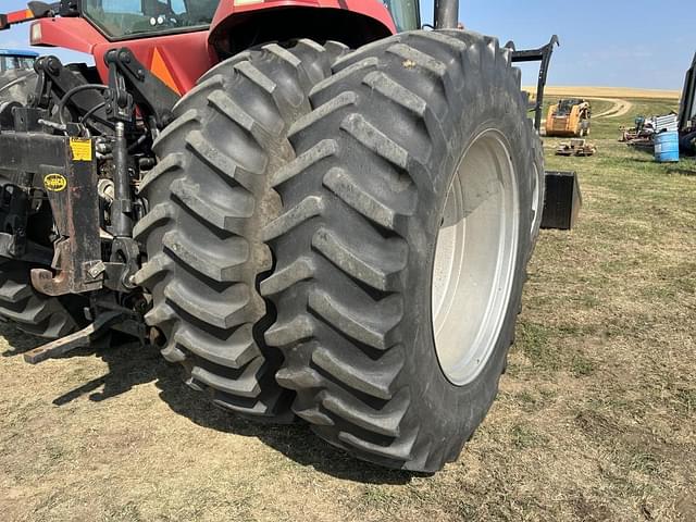 Image of Case IH MX200 equipment image 4