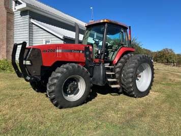 Main image Case IH MX200