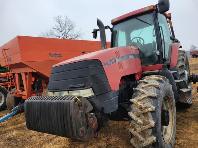 Image of Case IH MX220 equipment image 2