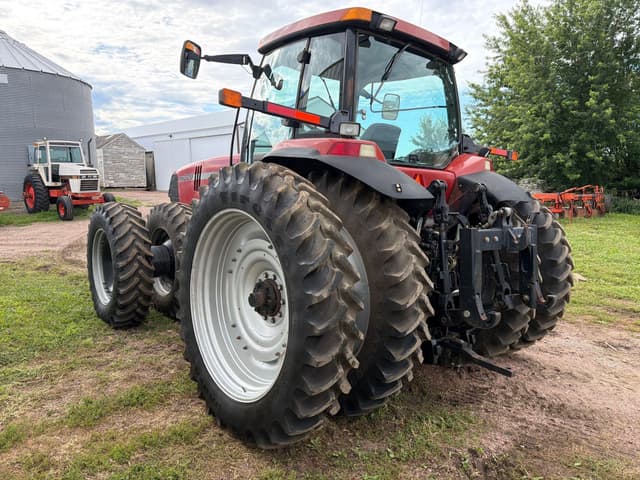 Image of Case IH MX220 equipment image 2