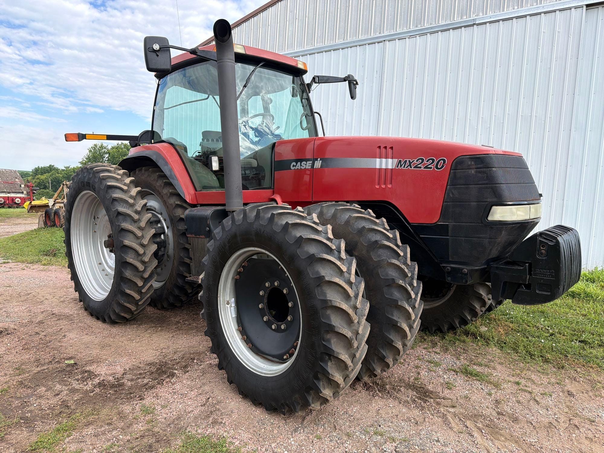 Case IH MX220 Equipment Image0