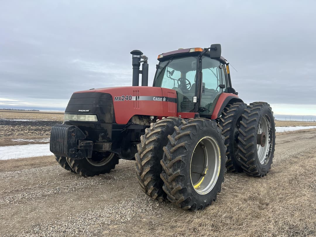 Image of Case IH MX240 Primary image