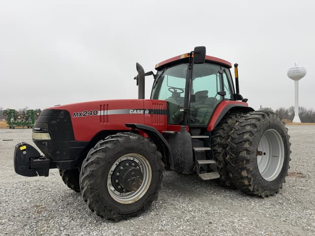 Image of Case IH MX240 equipment image 1