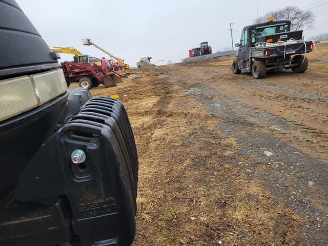 Image of Case IH MX270 equipment image 4