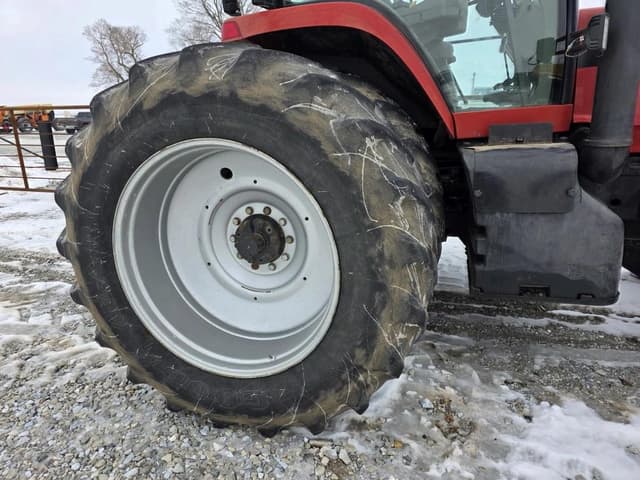 Image of Case IH MX270 equipment image 3