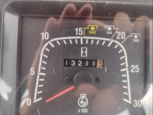 Image of Case IH MXM120 equipment image 4