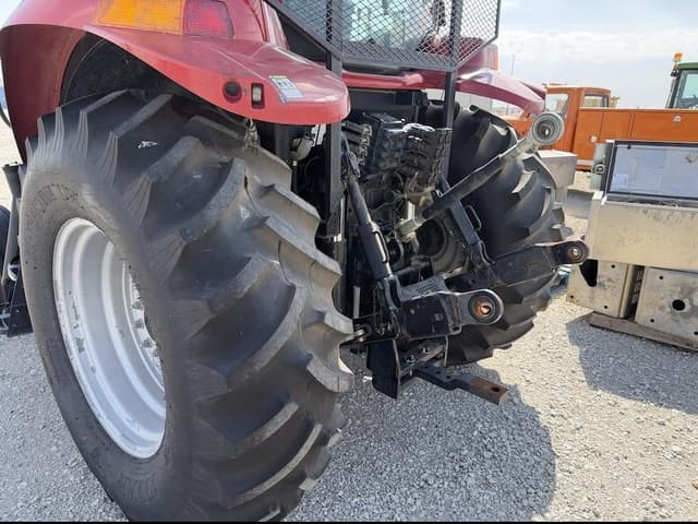 Image of Case IH MXU100 equipment image 3