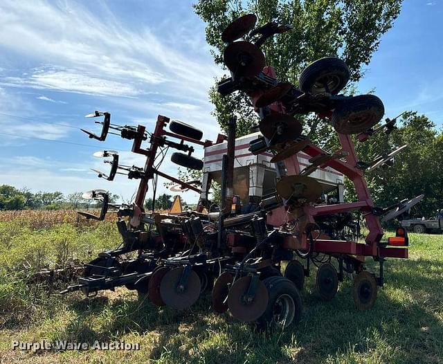 Image of Case IH 5310 equipment image 4