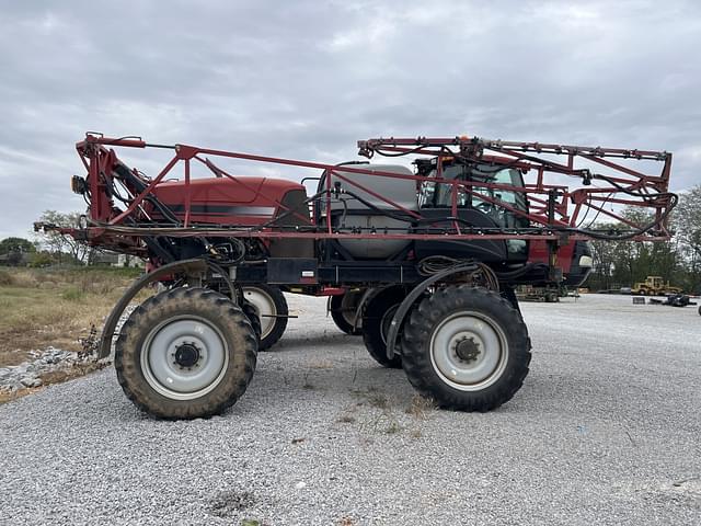 Image of Case IH Patriot 2240 equipment image 1