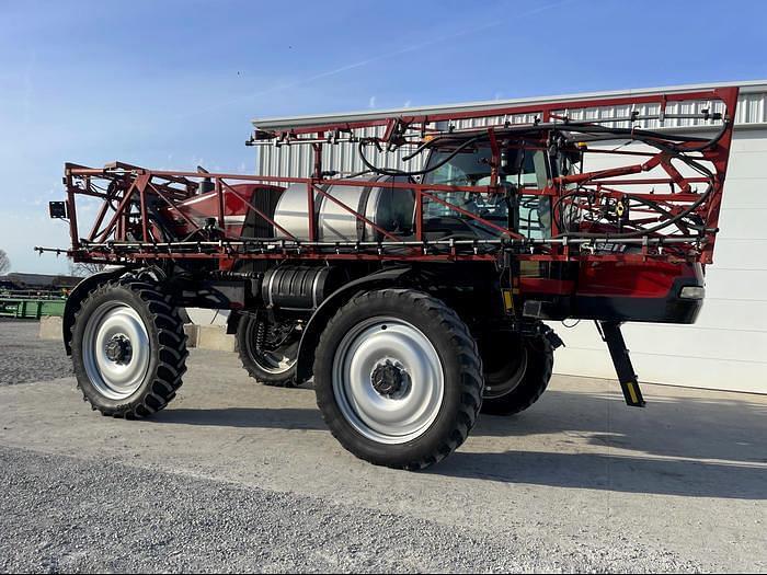 Image of Case IH 3230 Patriot Primary image