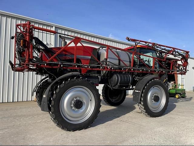 Image of Case IH 3230 Patriot equipment image 3