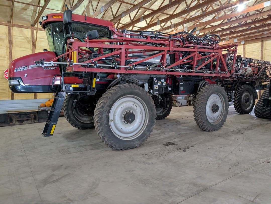 Image of Case IH Patriot 4420 Primary image