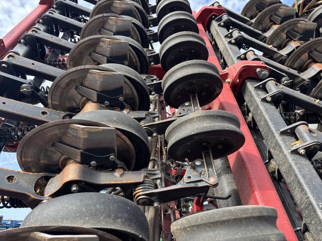 Image of Case IH Precision Disk 550 equipment image 2