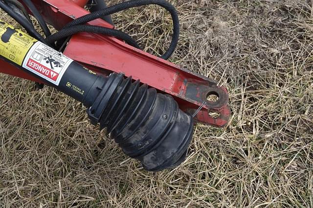 Image of Case IH RB564 equipment image 4