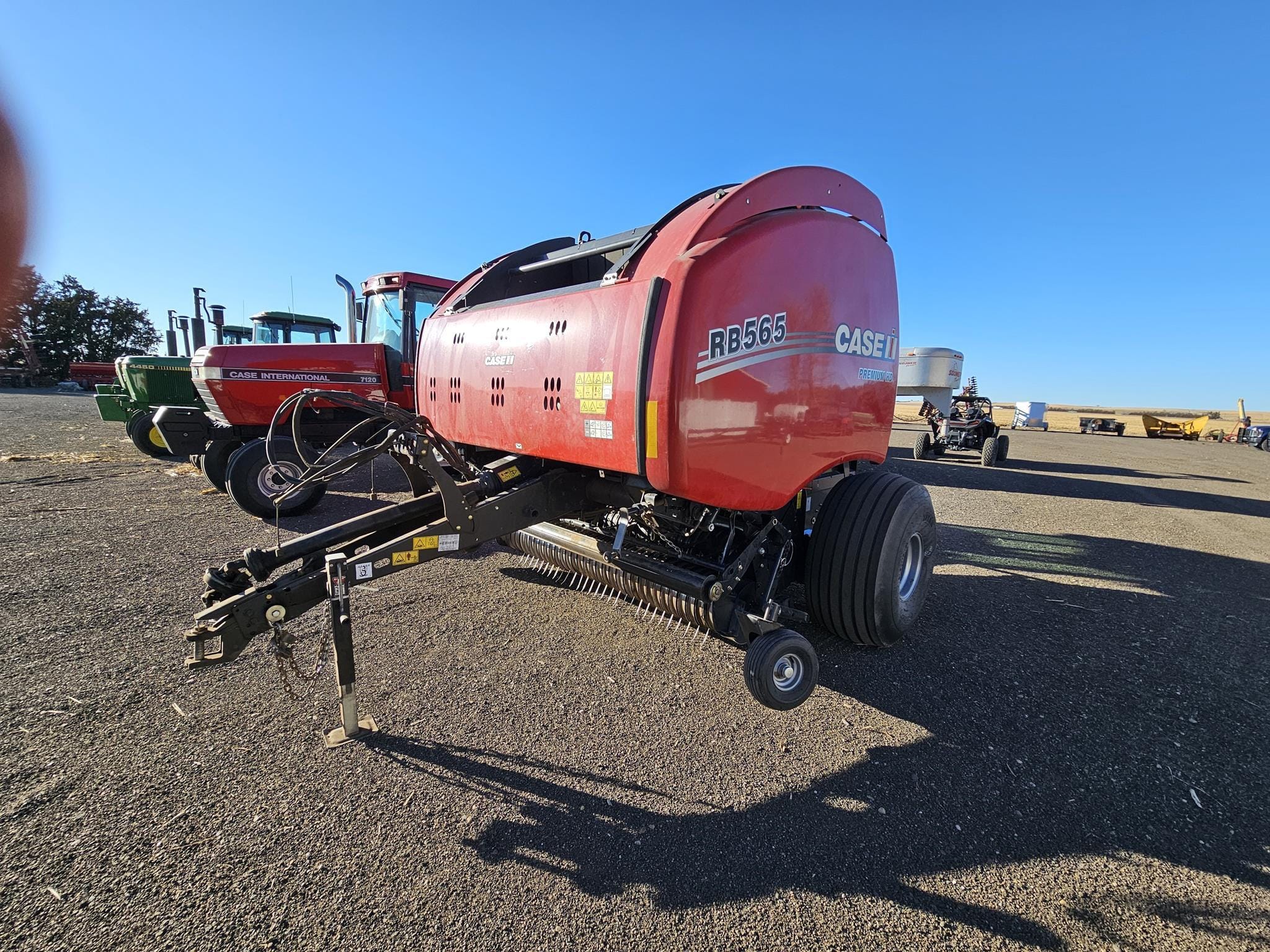Case IH RB565 Premium HD Equipment Image0