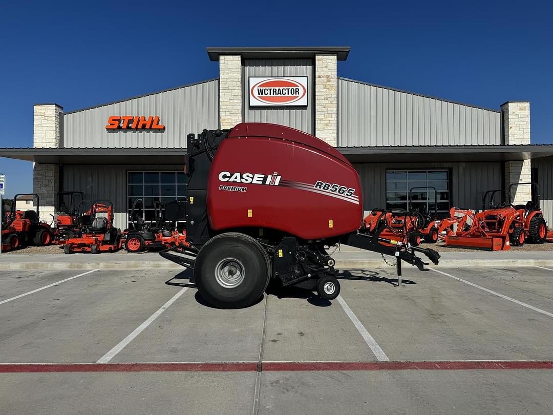 Image of Case IH RB565 Premium Image 0