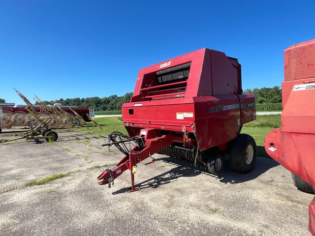 Image of Case IH RBX561 equipment image 1