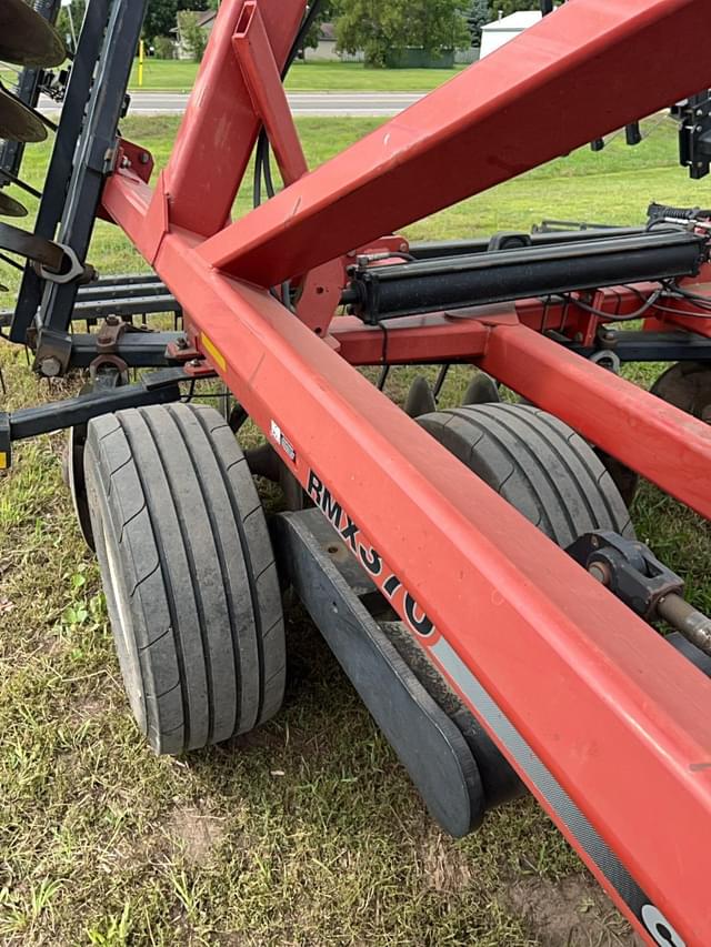 Image of Case IH RMX370 equipment image 4