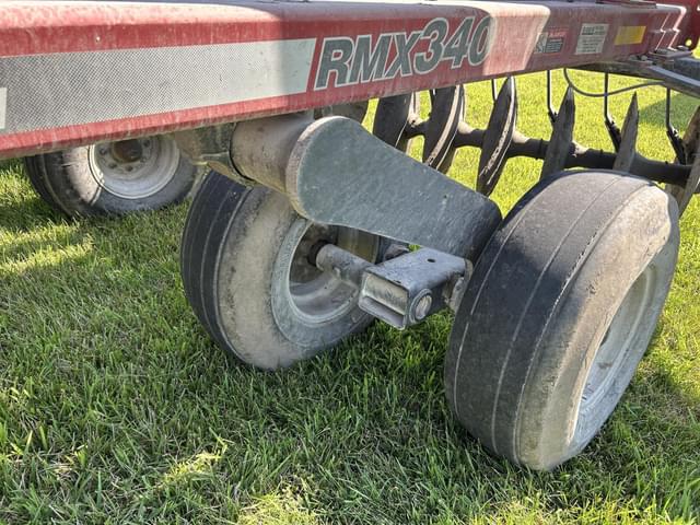 Image of Case IH RMX340 equipment image 4