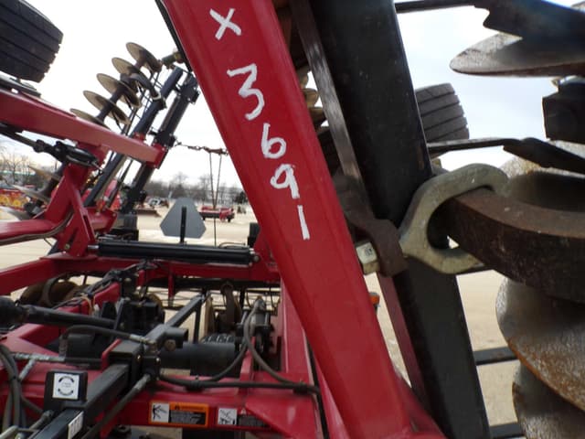 Image of Case IH RMX340 equipment image 3