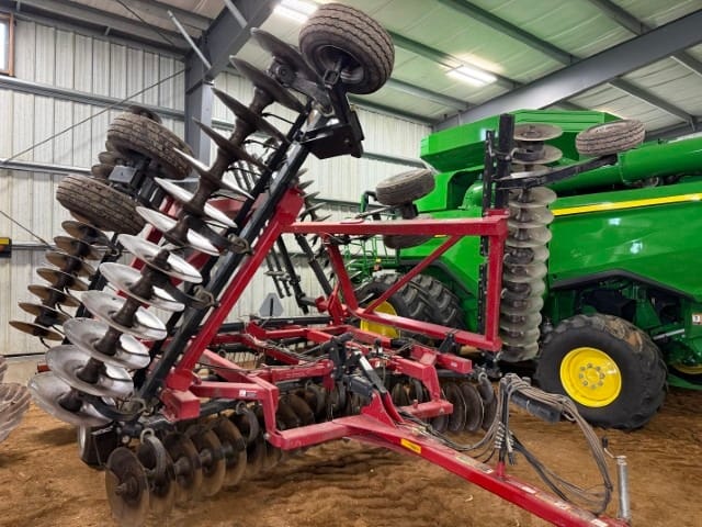 Case IH RMX370 Equipment Image0
