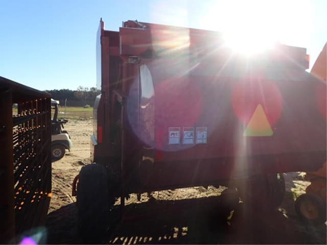 Image of Case IH RS561 equipment image 3