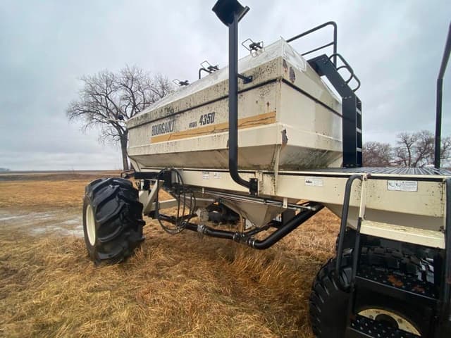 Image of Case IH SDX40 equipment image 2