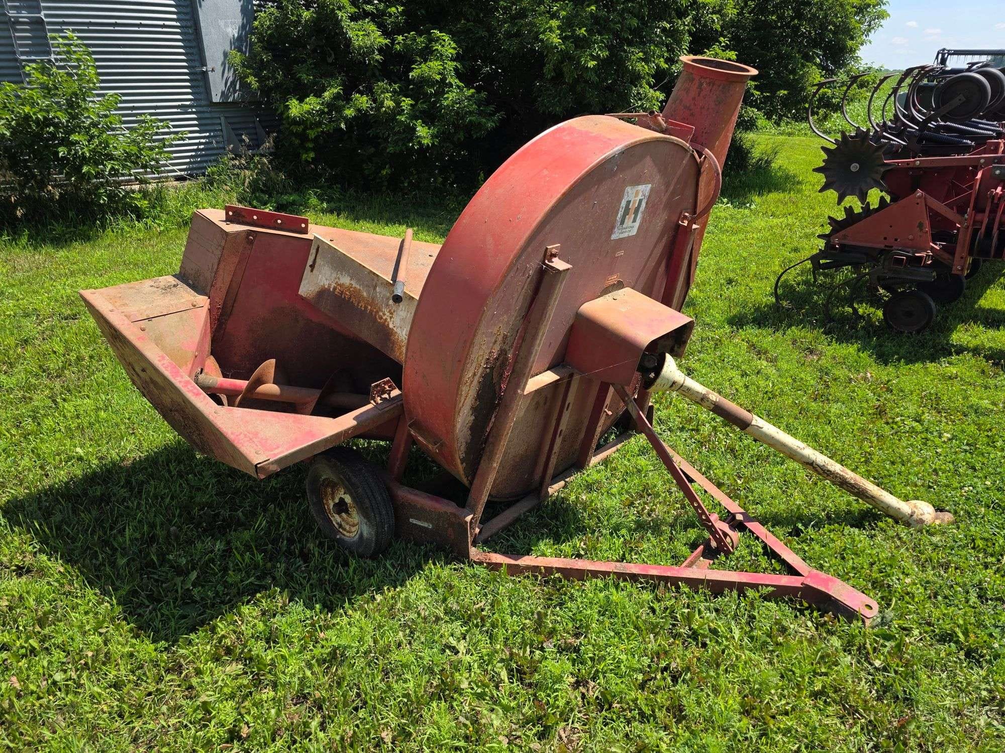 Case IH 56 Equipment Image0