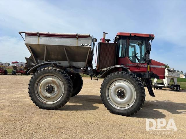 Image of Case IH SPX3200 equipment image 1