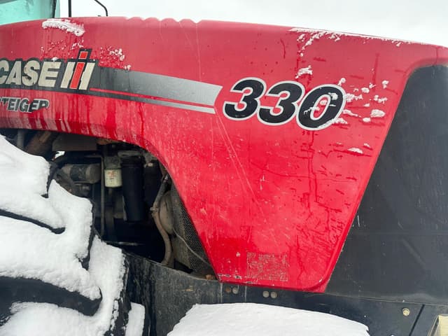 Image of Case IH Steiger 330 equipment image 4
