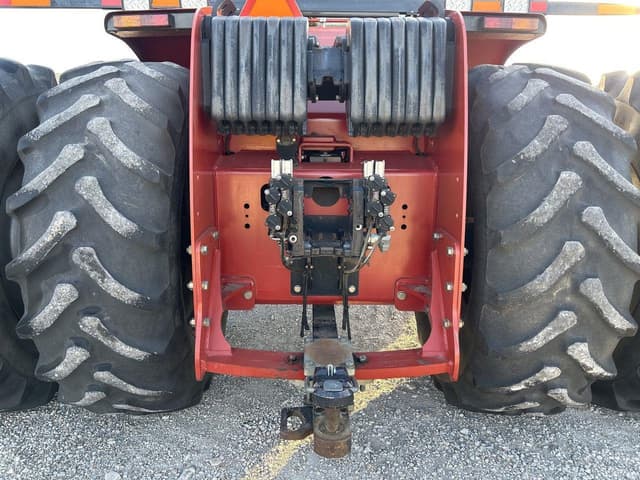 Image of Case IH Steiger 385 equipment image 4